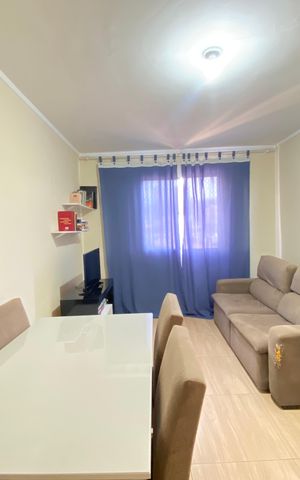 Apartamento à venda com 76m², 2 quartos e 1 vaga Apartamento à venda com 76m², 2 quartos e 1 vagaSala