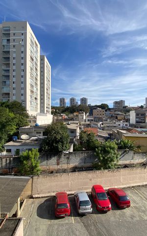 Apartamento à venda com 76m², 2 quartos e 1 vaga Apartamento à venda com 76m², 2 quartos e 1 vagaVista da sala