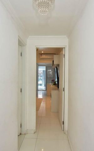 Casa à venda com 150m², 3 quartos e 1 vaga Casa à venda com 150m², 3 quartos e 1 vagaCorredor