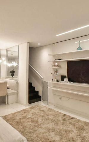Casa à venda com 150m², 3 quartos e 1 vaga Casa à venda com 150m², 3 quartos e 1 vagaSala
