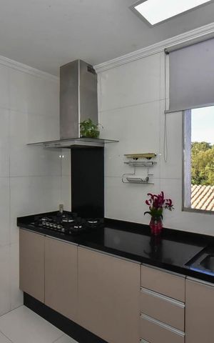 Casa à venda com 150m², 3 quartos e 1 vaga Casa à venda com 150m², 3 quartos e 1 vagaCozinha