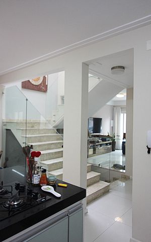 Casa à venda com 200m², 3 quartos e 2 vagasCozinha Copa e Cozinha