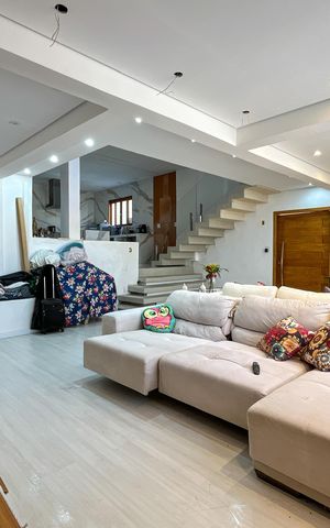 Casa à venda com 270m², 5 quartos e 3 vagasSala 1
