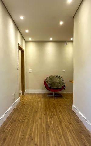 Casa à venda com 270m², 5 quartos e 3 vagasCloset