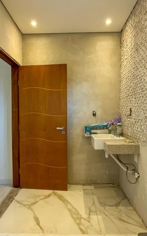 Casa à venda com 270m², 5 quartos e 3 vagasBanheiro 1