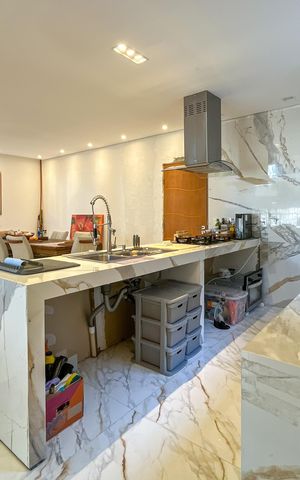 Casa à venda com 270m², 5 quartos e 3 vagasCozinha 1
