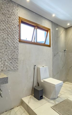 Casa à venda com 270m², 5 quartos e 3 vagasBanheiro 1