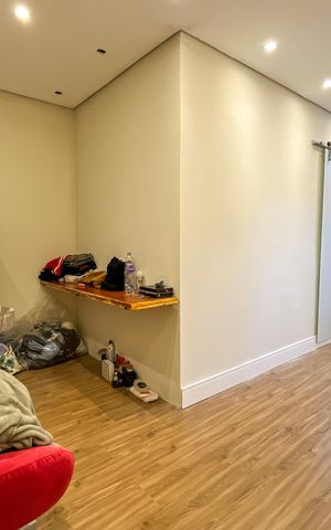 Casa à venda com 270m², 5 quartos e 3 vagasCloset