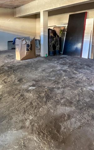 Casa à venda com 270m², 5 quartos e 3 vagasGaragem