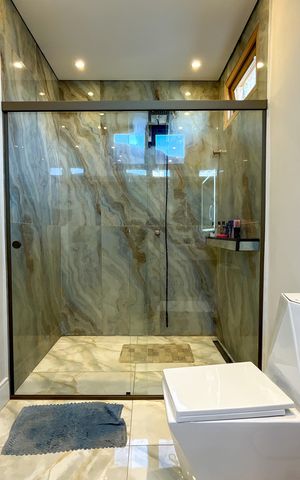 Casa à venda com 270m², 5 quartos e 3 vagasBanheiro 2