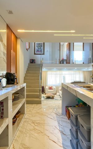 Casa à venda com 270m², 5 quartos e 3 vagasCozinha 1