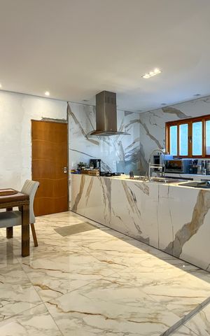 Casa à venda com 270m², 5 quartos e 3 vagasCozinha 1