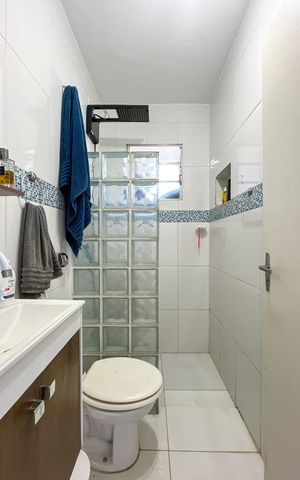Casa à venda com 270m², 5 quartos e 3 vagasBanheiro 4