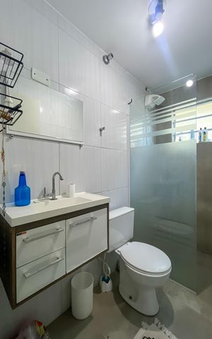 Casa à venda com 270m², 5 quartos e 3 vagasBanheiro 3