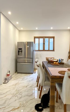 Casa à venda com 270m², 5 quartos e 3 vagasCozinha 1