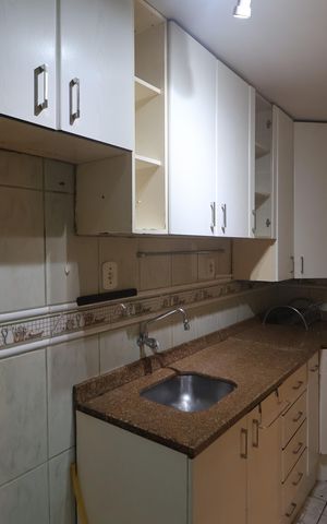 Apartamento à venda com 55m², 2 quartos e 1 vagaCozinha e Área de Serviço