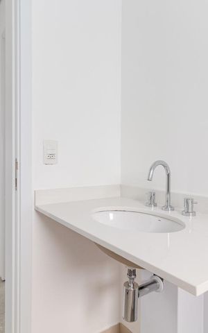 Apartamento à venda com 195m², 4 quartos e 3 vagasBanheiro Social
