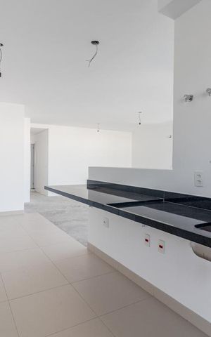 Apartamento à venda com 195m², 4 quartos e 3 vagasCozinha