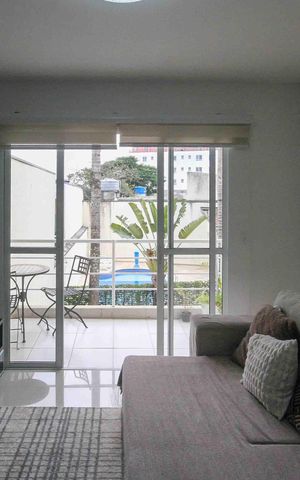 Casa de condomínio à venda com 164m², 3 quartos e 3 vagas Casa de condomínio à venda com 164m², 3 quartos e 3 vagasSala
