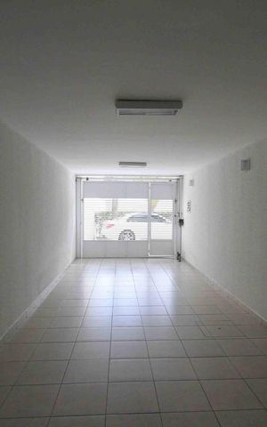 Casa de condomínio à venda com 164m², 3 quartos e 3 vagas Casa de condomínio à venda com 164m², 3 quartos e 3 vagasGaragem