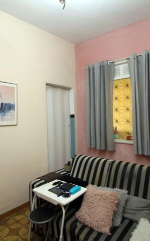 Casa à venda com 111m², 2 quartos e 2 vagasSala