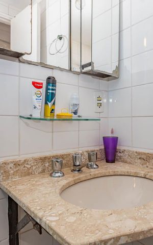 Apartamento à venda com 73m², 3 quartos e 2 vagasBanheiro da Suíte