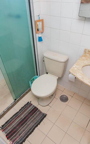 Apartamento à venda com 73m², 3 quartos e 2 vagasBanheiro da Suíte