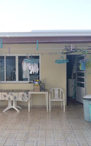 Casa à venda com 216m², 3 quartos e 2 vagasQuintal