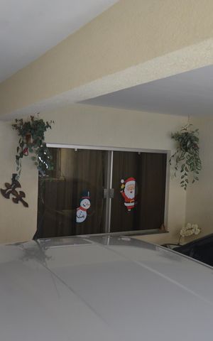Casa à venda com 216m², 3 quartos e 2 vagasGaragem