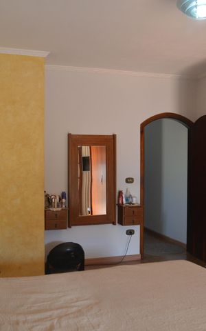 Casa à venda com 216m², 3 quartos e 2 vagasQuarto 3