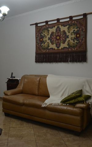 Casa à venda com 216m², 3 quartos e 2 vagasSala