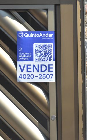 Casa à venda com 216m², 3 quartos e 2 vagasPlaca