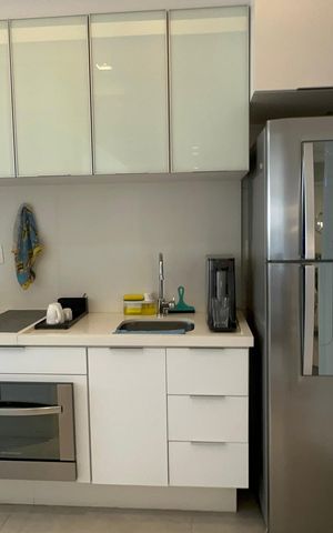 Apartamento à venda com 74m², 2 quartos e 1 vaga Apartamento à venda com 74m², 2 quartos e 1 vagaCozinha