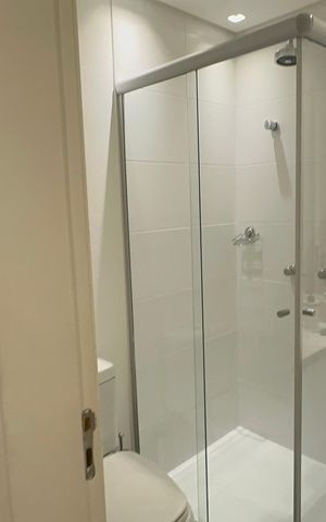 Apartamento à venda com 74m², 2 quartos e 1 vaga Apartamento à venda com 74m², 2 quartos e 1 vagaBanheiro Social