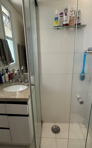 Apartamento à venda com 74m², 2 quartos e 1 vaga Apartamento à venda com 74m², 2 quartos e 1 vagaBanheiro da Suíte