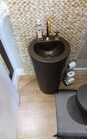 Apartamento à venda com 137m², 4 quartos e 3 vagas Apartamento à venda com 137m², 4 quartos e 3 vagasLavabo