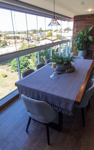 Apartamento à venda com 137m², 4 quartos e 3 vagas Apartamento à venda com 137m², 4 quartos e 3 vagasVaranda gourmet