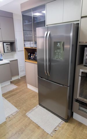 Apartamento à venda com 137m², 4 quartos e 3 vagas Apartamento à venda com 137m², 4 quartos e 3 vagasCozinha