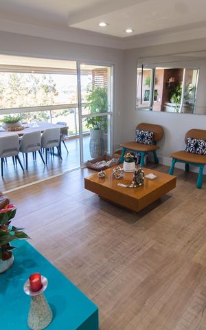Apartamento à venda com 137m², 4 quartos e 3 vagas Apartamento à venda com 137m², 4 quartos e 3 vagasSala de Estar