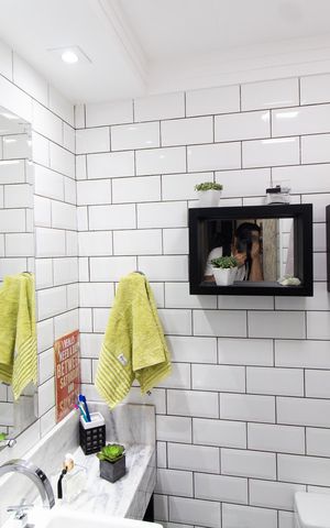 Apartamento à venda com 137m², 4 quartos e 3 vagas Apartamento à venda com 137m², 4 quartos e 3 vagasBanheiro da Suíte 1