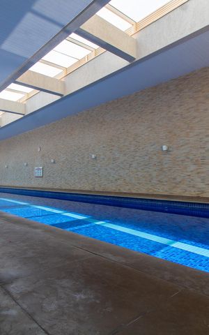 Apartamento à venda com 137m², 4 quartos e 3 vagas Apartamento à venda com 137m², 4 quartos e 3 vagasÁrea comum - Piscina
