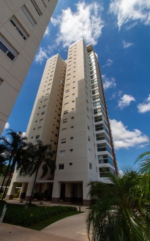 Apartamento à venda com 137m², 4 quartos e 3 vagas Apartamento à venda com 137m², 4 quartos e 3 vagasFachada