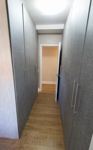 Apartamento à venda com 137m², 4 quartos e 3 vagas Apartamento à venda com 137m², 4 quartos e 3 vagasCloset da suíte 3