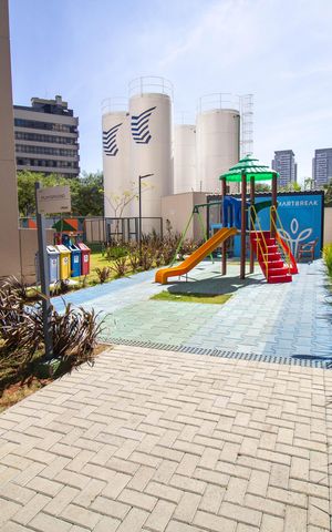 Apartamento à venda com 30m², 1 quarto e sem vaga Apartamento à venda com 30m², 1 quarto e sem vagaÁrea comum - Playground