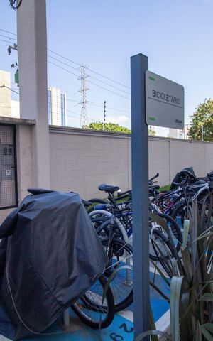 Apartamento à venda com 30m², 1 quarto e sem vaga Apartamento à venda com 30m², 1 quarto e sem vagaÁrea comum - Bicicletário