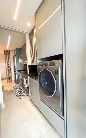 Apartamento à venda com 84m², 2 quartos e 2 vagas Apartamento à venda com 84m², 2 quartos e 2 vagasÁrea de Serviço