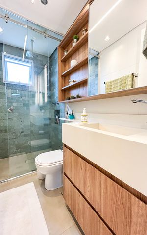 Apartamento à venda com 84m², 2 quartos e 2 vagas Apartamento à venda com 84m², 2 quartos e 2 vagasBanheiro da Suíte