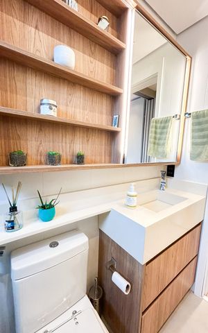 Apartamento à venda com 84m², 2 quartos e 2 vagas Apartamento à venda com 84m², 2 quartos e 2 vagasBanheiro da Suíte
