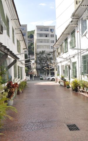 Casa de condomínio à venda com 110m², 4 quartos e 1 vagaArea comum