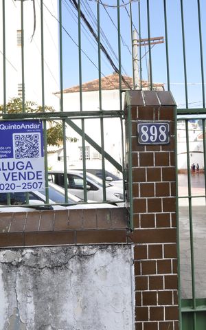 Casa de condomínio à venda com 110m², 4 quartos e 1 vagaFachada/Placa